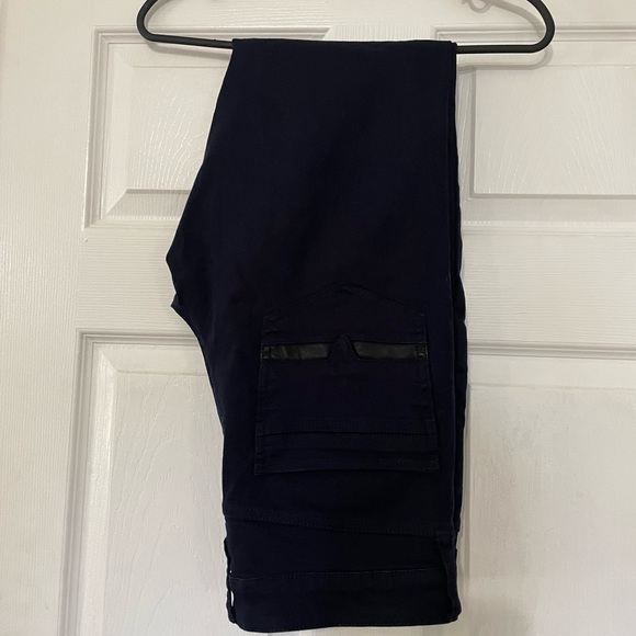 Pants - Picture 3 of 5